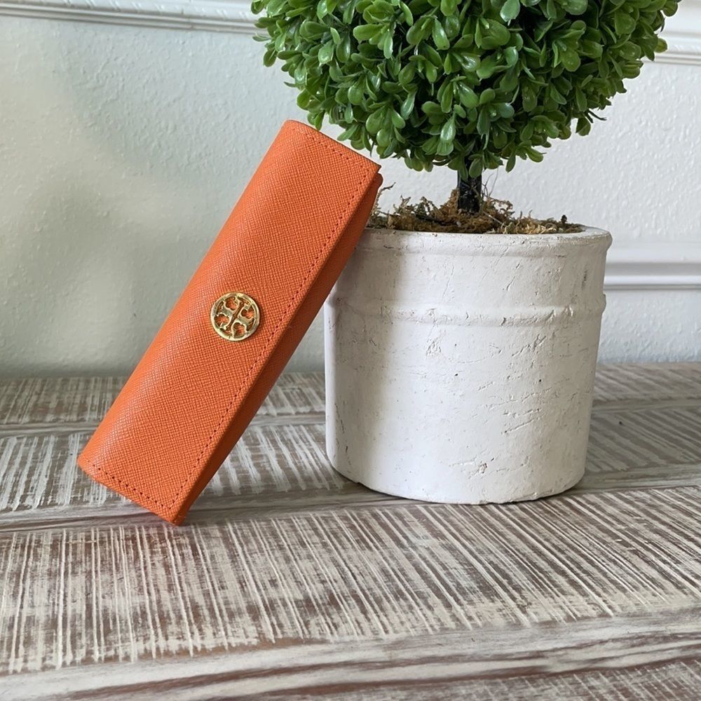 Tory Burch Eyeglass Clutch